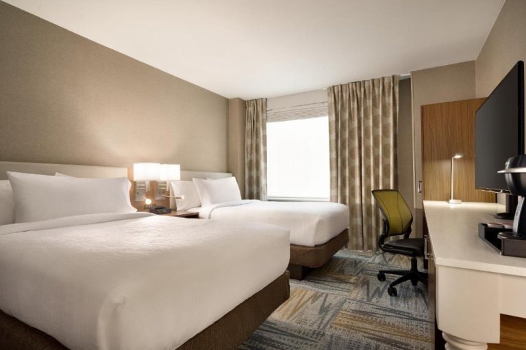 Photo hotel Hilton Garden Inn New York Times Square South 